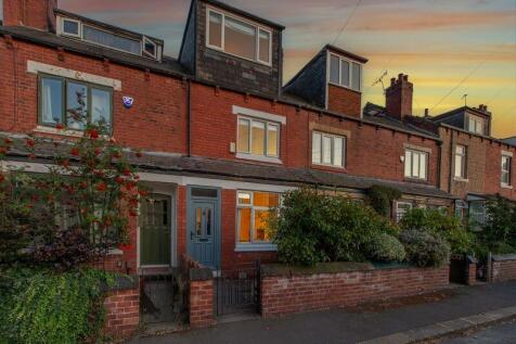 Leeds, LS8 - property photo