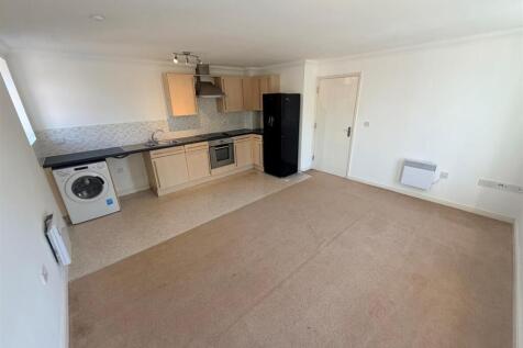 Harescombe Drive, Gloucester, GL1. photo 3