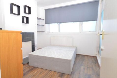 Double Room to Rent in Shared Flat