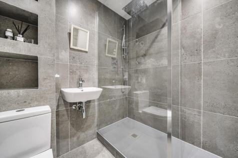 1345385-4-68b1c86...