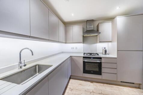 Buckingham House East, The Broadway, Stanmore, HA7 photo 4