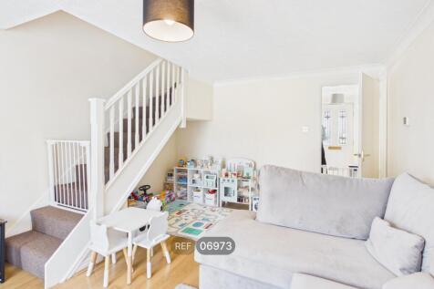 Fieldfare Drive, Peterborough, PE2 8SR photo 3