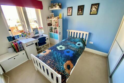 Bramleys Estate Agents - Moorcroft Close - Mirfiel