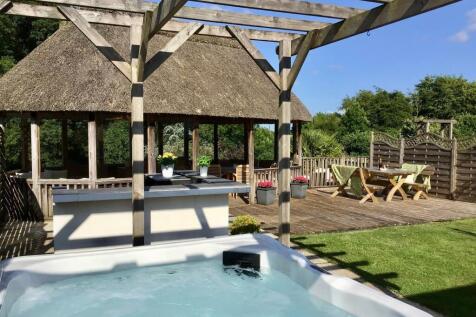Garden and Leisure