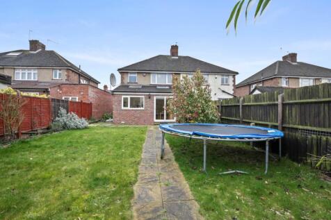 First Avenue, Acton, London, W3 7JN photo 4