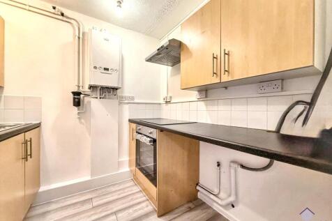 Victoria Road, Woolston SO19 9DY photo 4