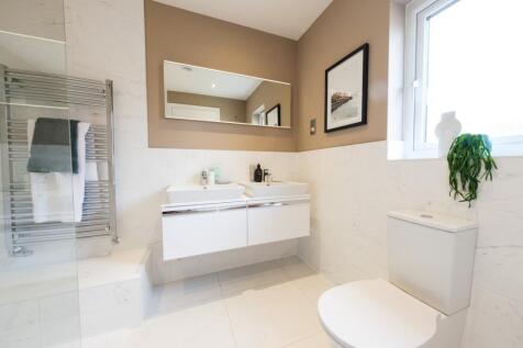 En suite of the Richmond, a 4 bedroom house