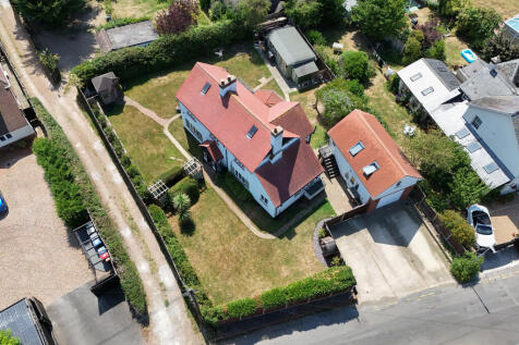 Ariel Shot