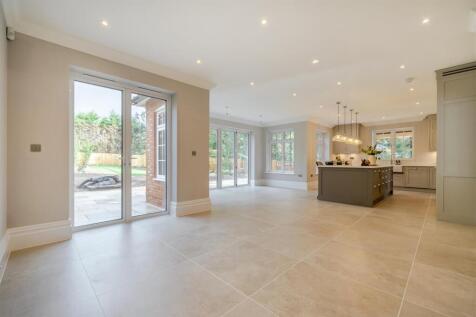 Kitchen-Dining-Family Room.jpg