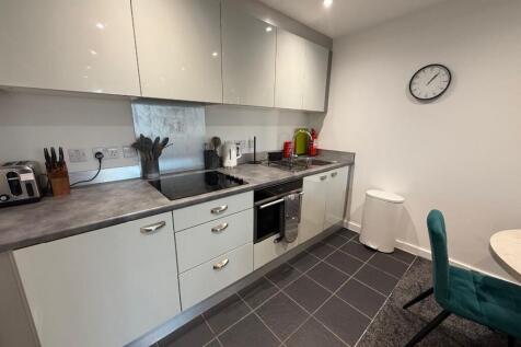 Apartment , City Quadrant,  Waterloo Square, Newcastle upon Tyne photo 4