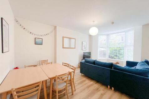 21 Moor Oaks Road, Sheffield photo 2