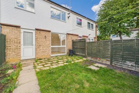 CAM01909G0-PR0389-STILL010