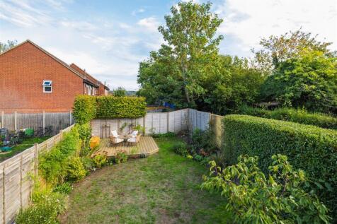 16a Elizabeth Road Godalming-29.jpg