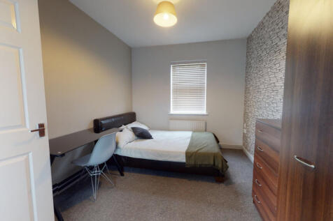6-bed house on Havelock Street, Loughborough, £2,912/mo