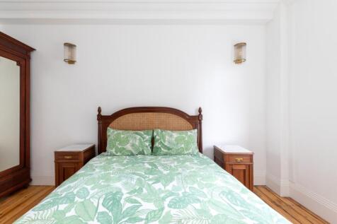 Connaught Court F...