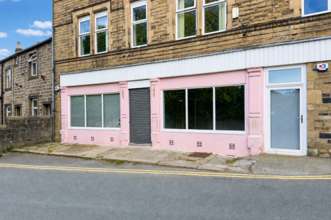 Retail Property (high street) to rent Image 7