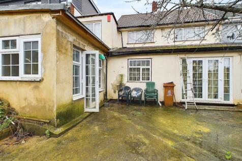 Presented by Kevin at EweMove Bexleyheath and Dart