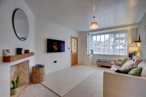 Living Room / Reception Room