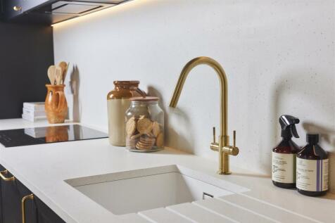 Nooko - Paternoster 10.jpg