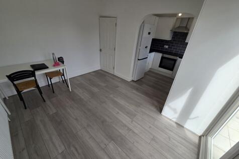 Crawley Green Road, LU2 photo 5