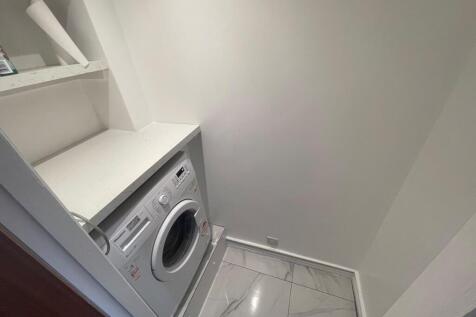 Laundry area.jpeg