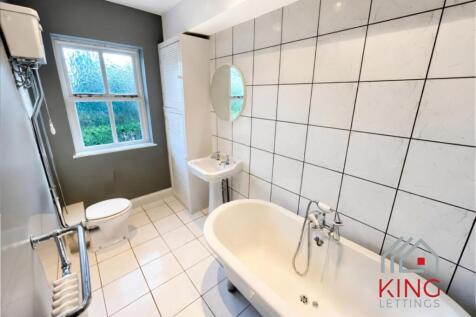 Cranford Avenue, Knutsford photo 3
