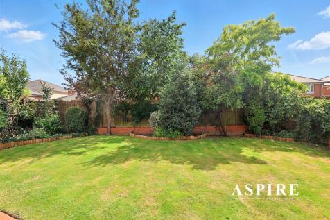 Aspire Estate Agents15.jpg