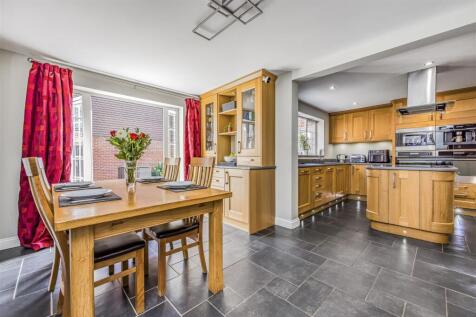 31 Letcombe Place, Horndean-PorticoMarketing-Nexa-