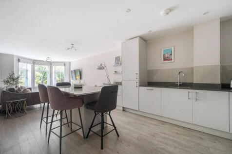 1374897-13-690b58...