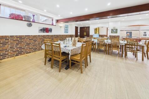 CAM03481G0-PR0092-STILL003