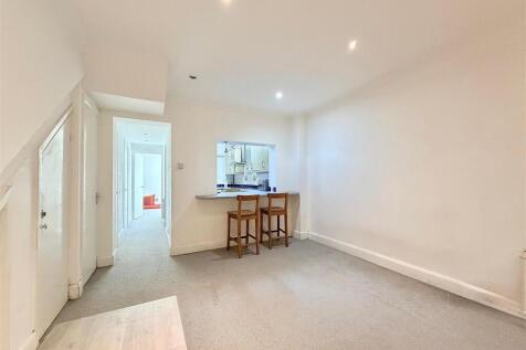 WhatsApp Image 2025-10-27 at 16.46.30_5080b0ca.jpg