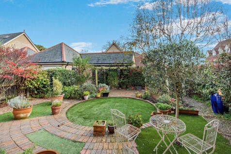 8671362-exterior1...