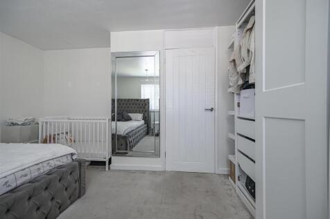 Totton Walk, Havant-PorticoMarketing-Nexa-19 (1).j