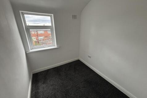 3rd Bedroom (b) 