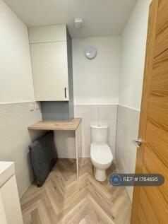 Fineshade Grove, Corby, NN17 photo 4