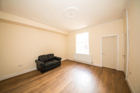 Sholebroke Place, Leeds, LS7  photo 4