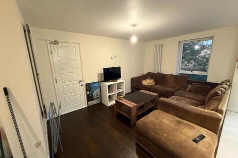Room 4, Chartfield Road, CB1 photo 5