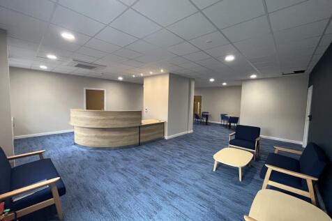 Serviced Office to rent Image 8
