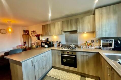 2 - Kitchen Diner .jpg