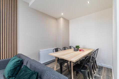 Norwood Place, Leeds photo 4