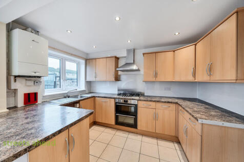 0773dd10-e4a2-426...