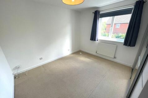 Newry Court, Newton, Chester photo 4