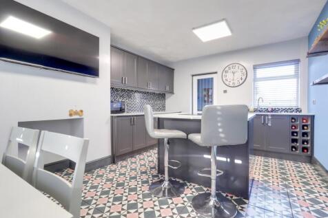 7- Rob Hammond EweMove Pontefract