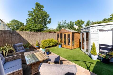 84 Wemberham Lane BS49 4BP 30.jpg