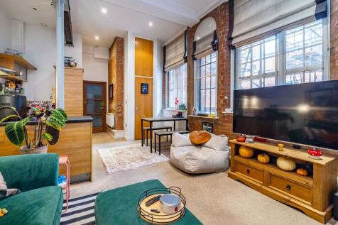Living/Dining Area