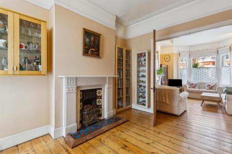 St Albans Avenue, W4 - FOR SALE