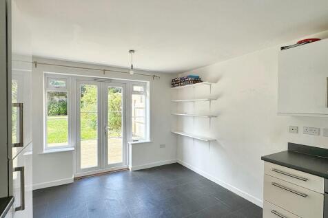 82189AAC-F781-41D...