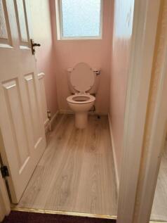 Toilet.jpg.jpeg