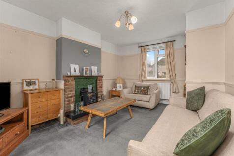 29 The Avenue, Middleton Cheney-7.jpg