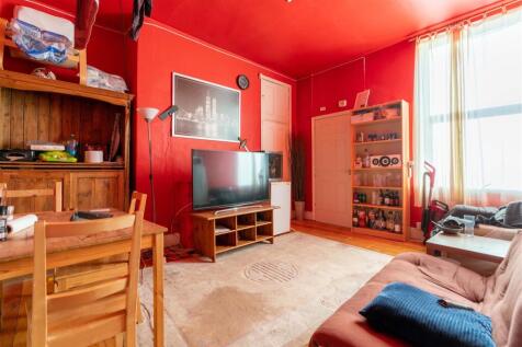 Available June 2027, **£150pppw** Bayswater Road, Jesmond, NE2 photo 3